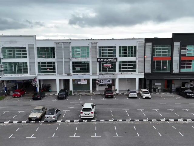 Video Image 1