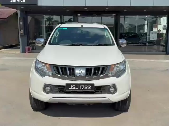 ORI 2017 Mitsubishi TRITON 2.4 VGT A/T Full Spec - 1