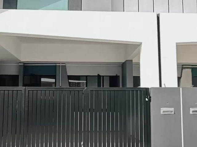 Video Image 1