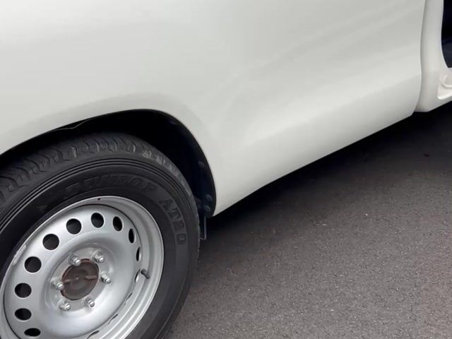 2023 Toyota HILUX 2.4 MT MY17 AN120 FACELIFT II - 1