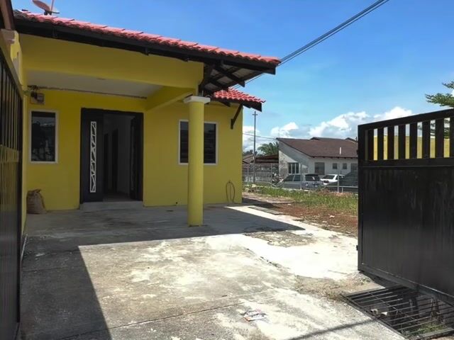 Video Image 1