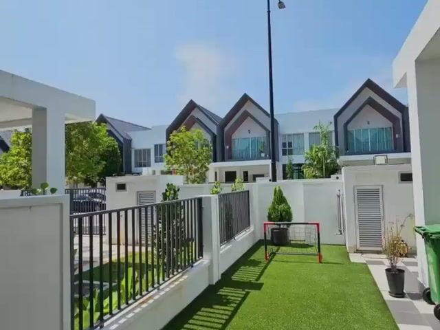 Video Image 1