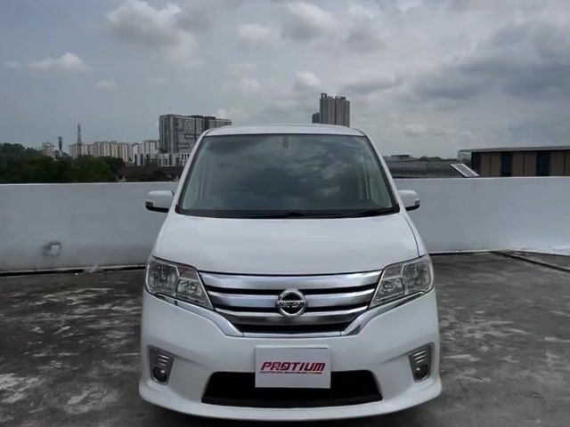 2014NissanSerena Hybrid 2.0(A)B/ListBolehLoanKedai - 1