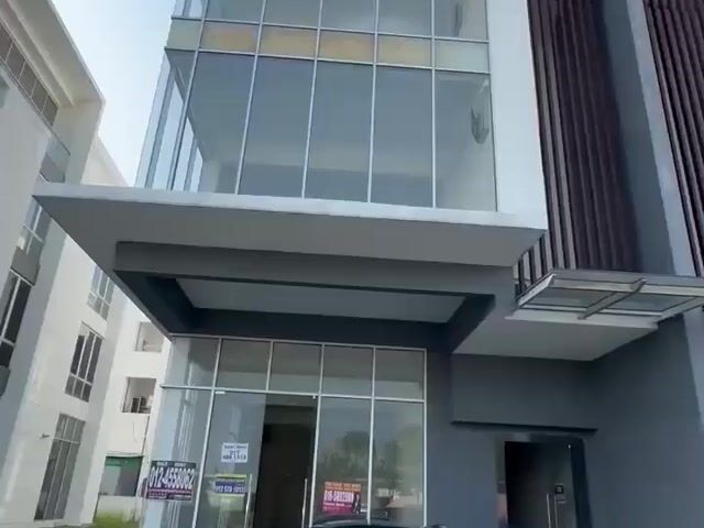 Video Image 1