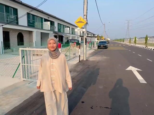 Video Image 1