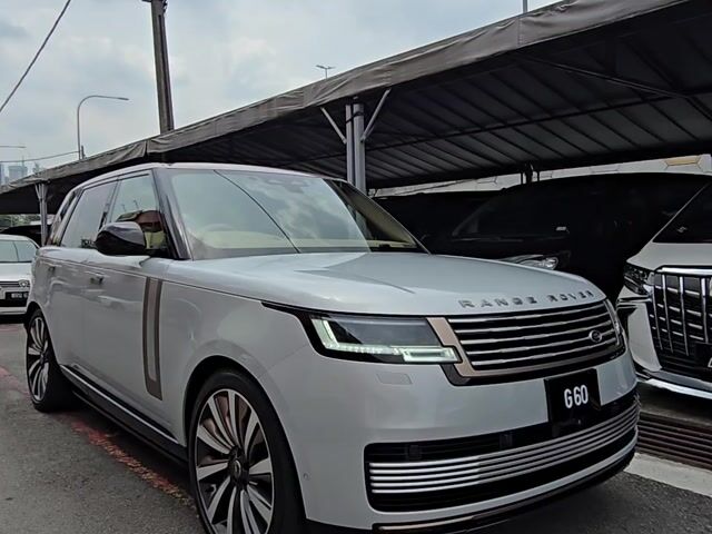 2023 RANGE ROVER 4.4 VOGUE PETROL SV P530 Launch.E - 1