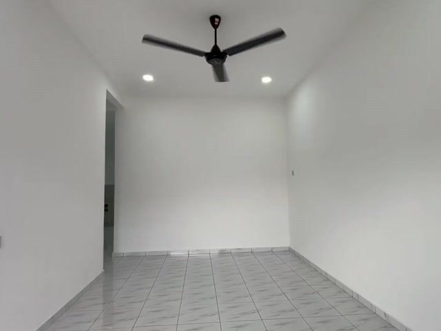Video Image 1