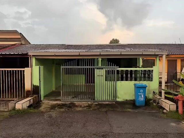 Video Image 1