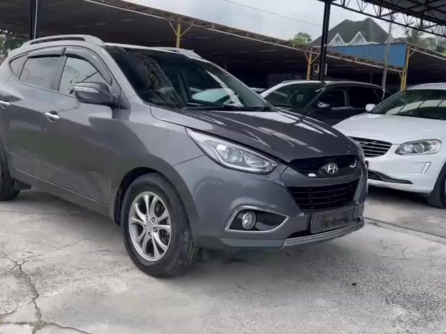 Hyundai TUCSON 2.4 PREMIUM K/LESS PANA/ROOF E/SEAT - 1