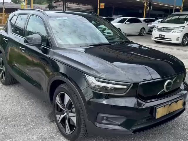 Volvo XC40 FULL EV RECHARGE TWIN MOTOR MILEAGE 41K - 1