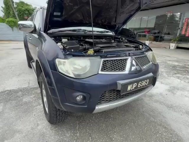 2010 Mitsubishi Triton 2.5 (A) 4x4 OriCond Murah   - 1