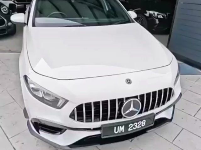 ON THE ROAD 2019 Mercedes Benz A200 1.3 TURBO - 1