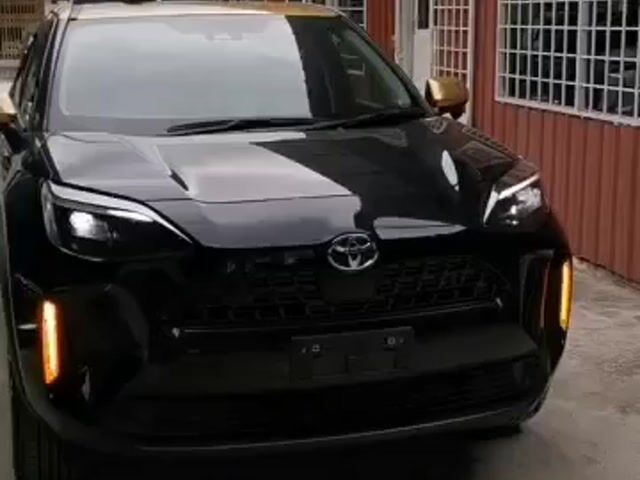 BIGSALE✅2021 Toyota YARIS CROSS 1.5 Z PB DUAL TONE - 1