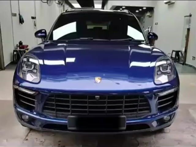 2018 Porsche Macan (AT) 2.0 - 1