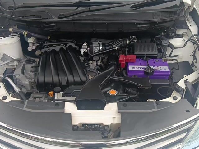 NISSAN GRAN LIVINA IMPUL 1.6L (auto) - 1