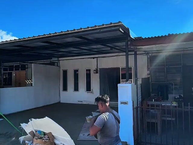 Video Image 1