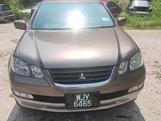 2002 Mitsubishi AIRTREK 2.0 (A) - 1