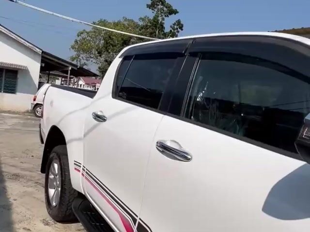 2017 Toyota HILUX 2.4 G VNT MY16 AN120 (A) - 1