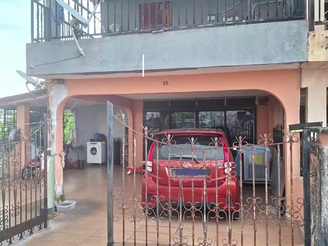 Video Image 1
