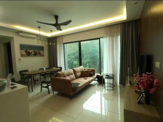 Video Image 1