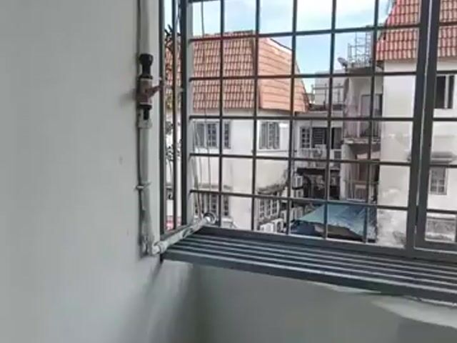 Video Image 1