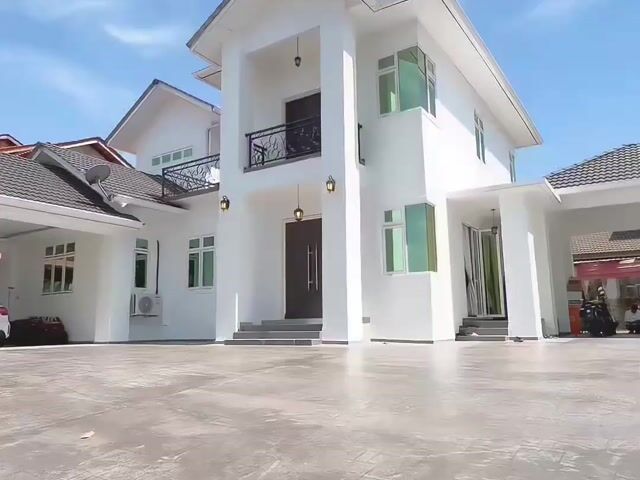 Video Image 1