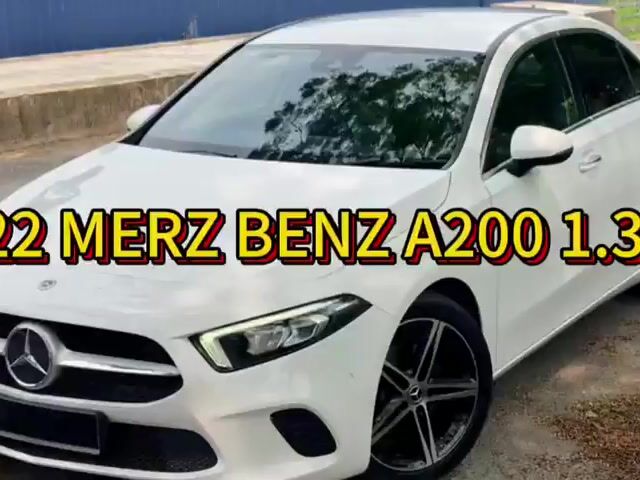 2022 Mercedes Benz A-CLASS 1.3 200 ORI PAINT a200 - 1