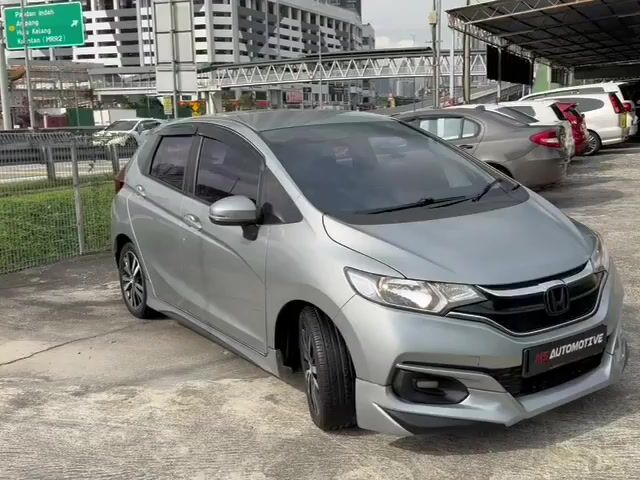 2019 Honda JAZZ 1.5 V FACELIFT (A)2years warranty - 1