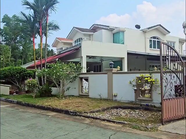 Video Image 1
