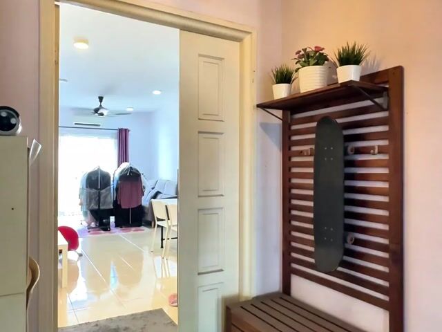 Video Image 1