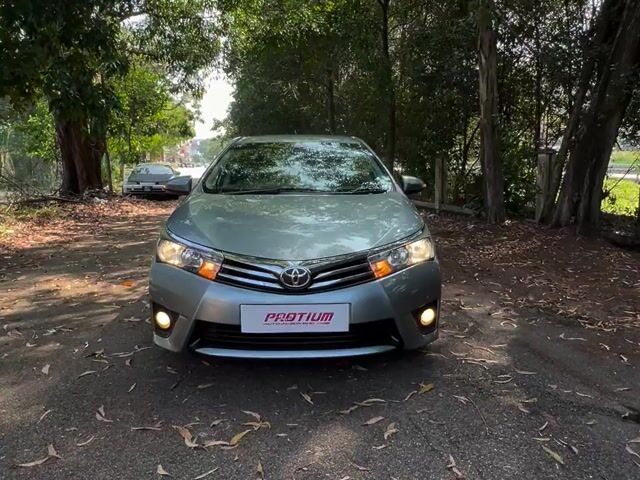 2015Toyota Altis E-Spec 1.8(A)B/ListBolehLoanKedai - 1