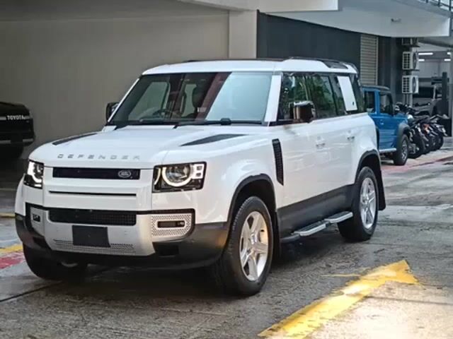 {10k MILG} Land Rover DEFENDER 2.0 110 P300 SE (A) - 1