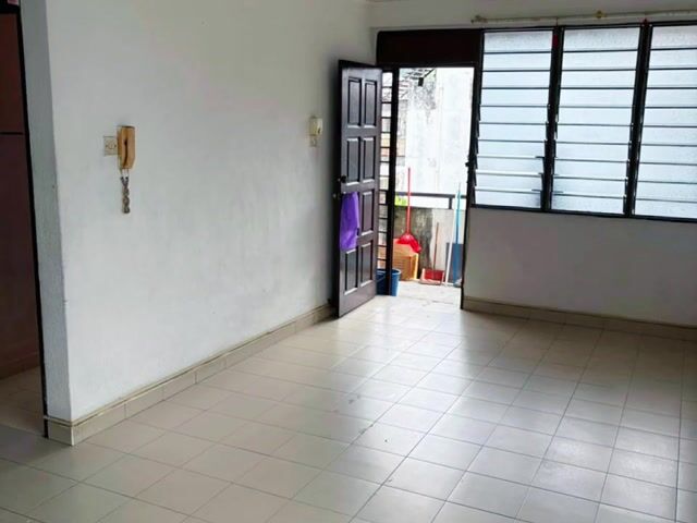 Video Image 1