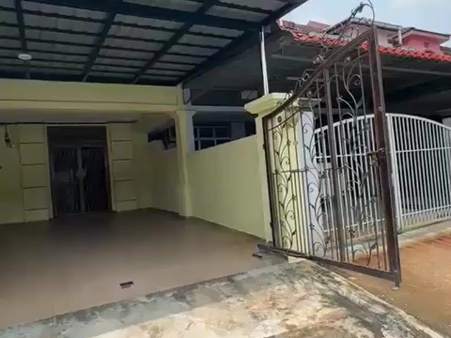 Video Image 1