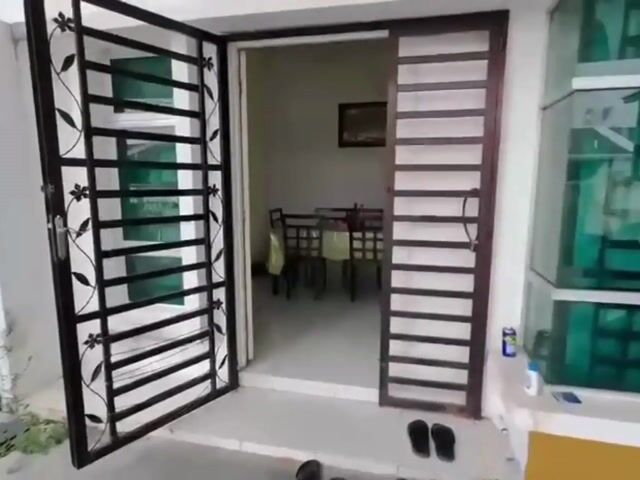 Video Image 1