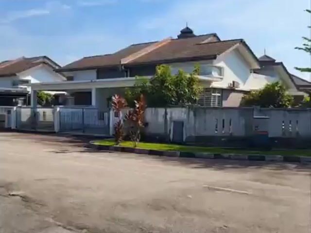 Video Image 1