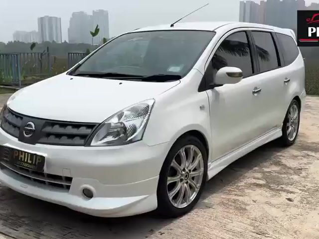 2011 NISSAN GRAND LIVINA 1.8 (A) Boleh Loan Lagi!! - 1