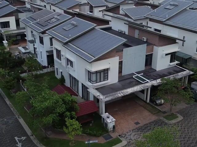 Video Image 1