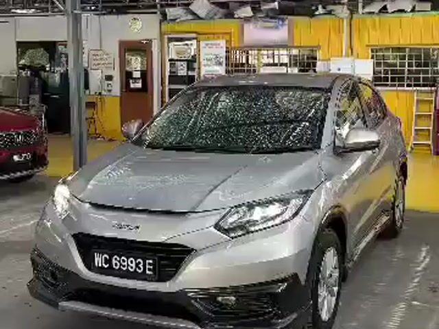HR-V 1.8 V Spec MUGEN BODY KIT 1 Owner saja - 1