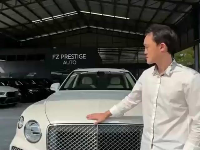 2021 Bentley BENTAYGA 4.0 V8 P/ROOF HUD UNREGS - 1