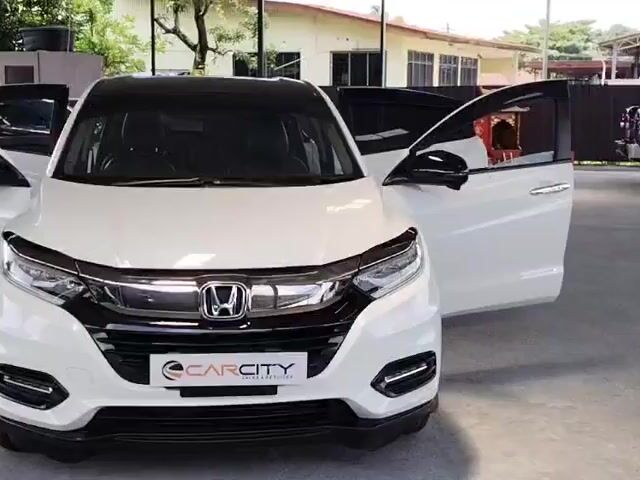 2021 Honda HR-V 1.8 V (A) FULL SPEC FREE WARRANTY - 1