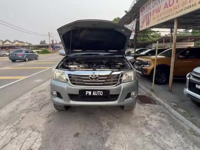 Toyota HILUX 2.5(A)VIGO D/C G D4D 4spd 4X4 pickups - 1