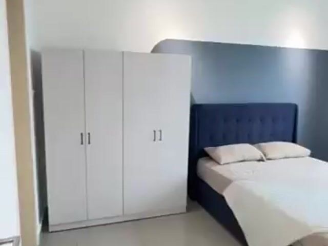 Video Image 1