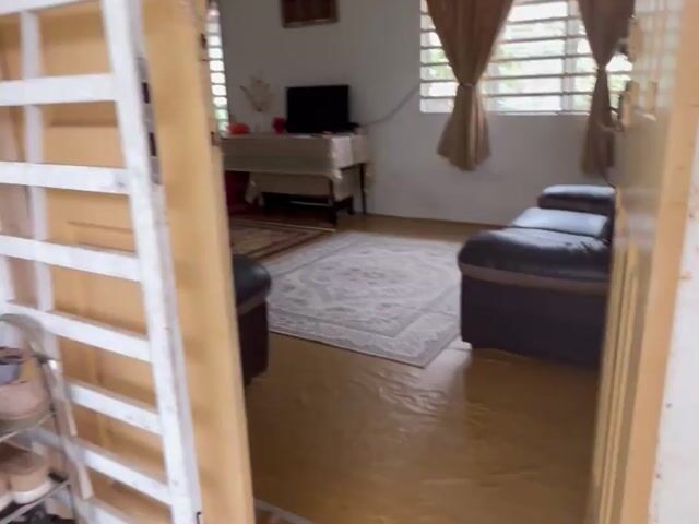 Video Image 1