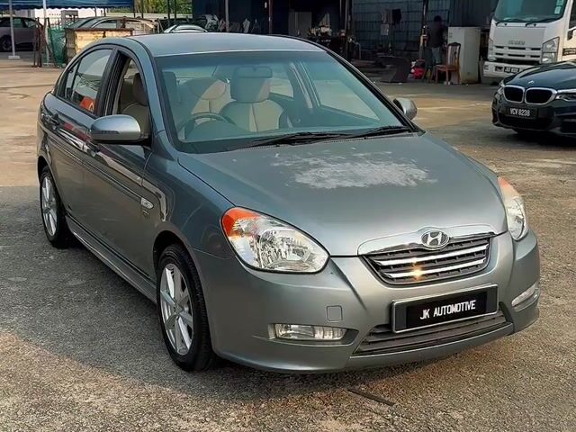 2011 Hyundai ACCENT 1.6 (A) - 1