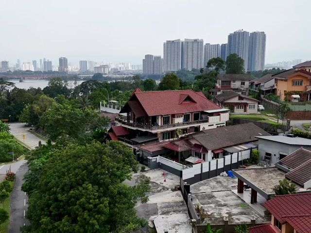 Video Image 1