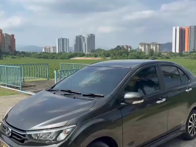 2022 PERODUA BEZZA 1.3 X Masih Boleh Full Loan 9 Y - 1