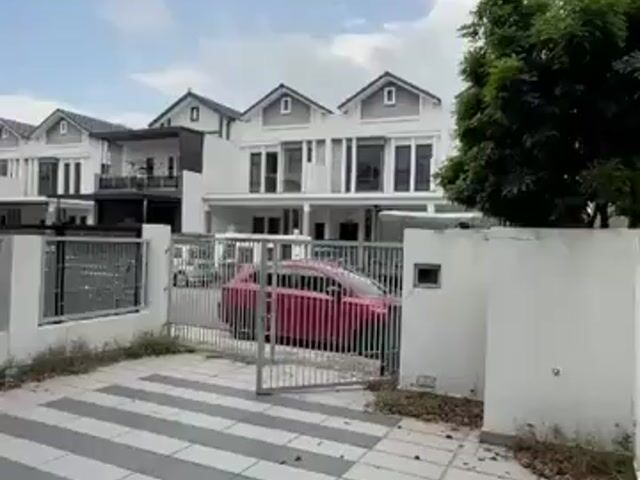 Video Image 1