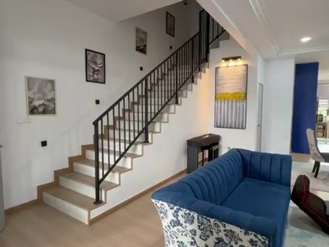 Video Image 1