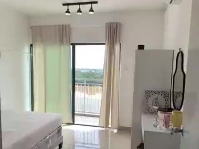 Video Image 1